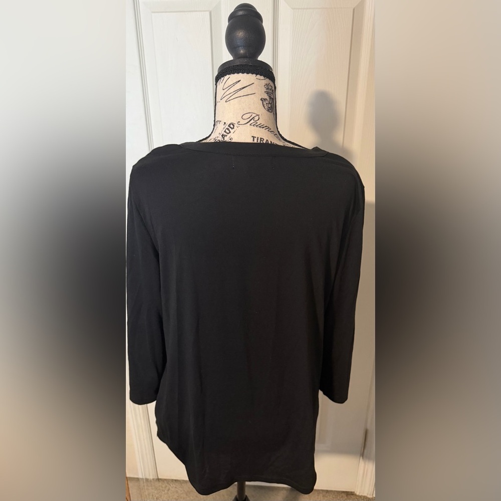 Black Pearl Embellished Women's Top - Picture 3 of 6